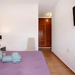 Malva Κοραλέχο